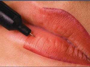 Перманентный макияж губ: разновидности и особенности нанесения